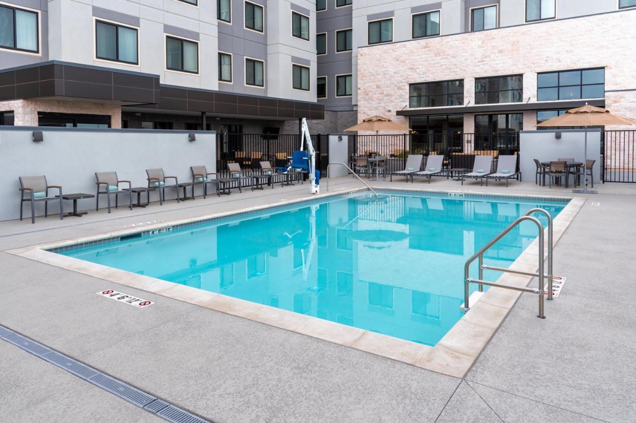 Residence Inn By Marriott Lancaster Palmdale Екстер'єр фото